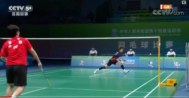 而在这场交 而在这场交