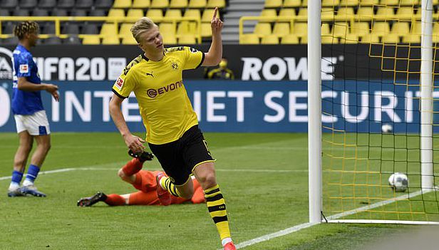 足球是一项 足球是一项