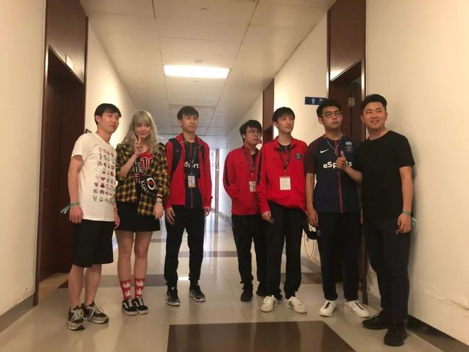 这笔签约的 这笔签约的